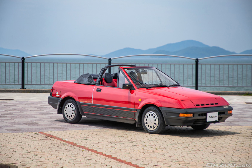 GAZOO愛車取材会の会場である香川県の『道の駅 恋人の聖地 うたづ臨海公園』で取材した日産・パルサーエクサコンバーチブル(HN12改)