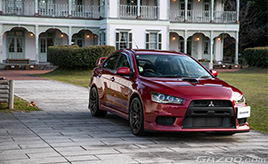 数々の出会いをもたらしてくれた相棒“エボＸ”は家族の一員