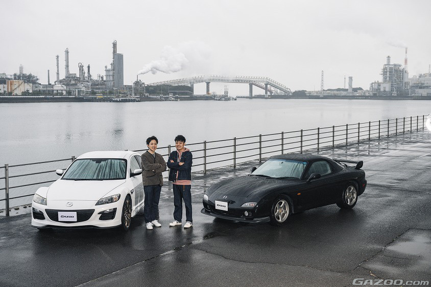 GAZOO愛車取材会の会場である霞ヶ浦緑地公園で取材したマツダ・RX-7(FD3S型)とRX-8(SE3P型)