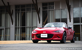 初代モデルからスタートしたロードスター人生はこれからもずっと