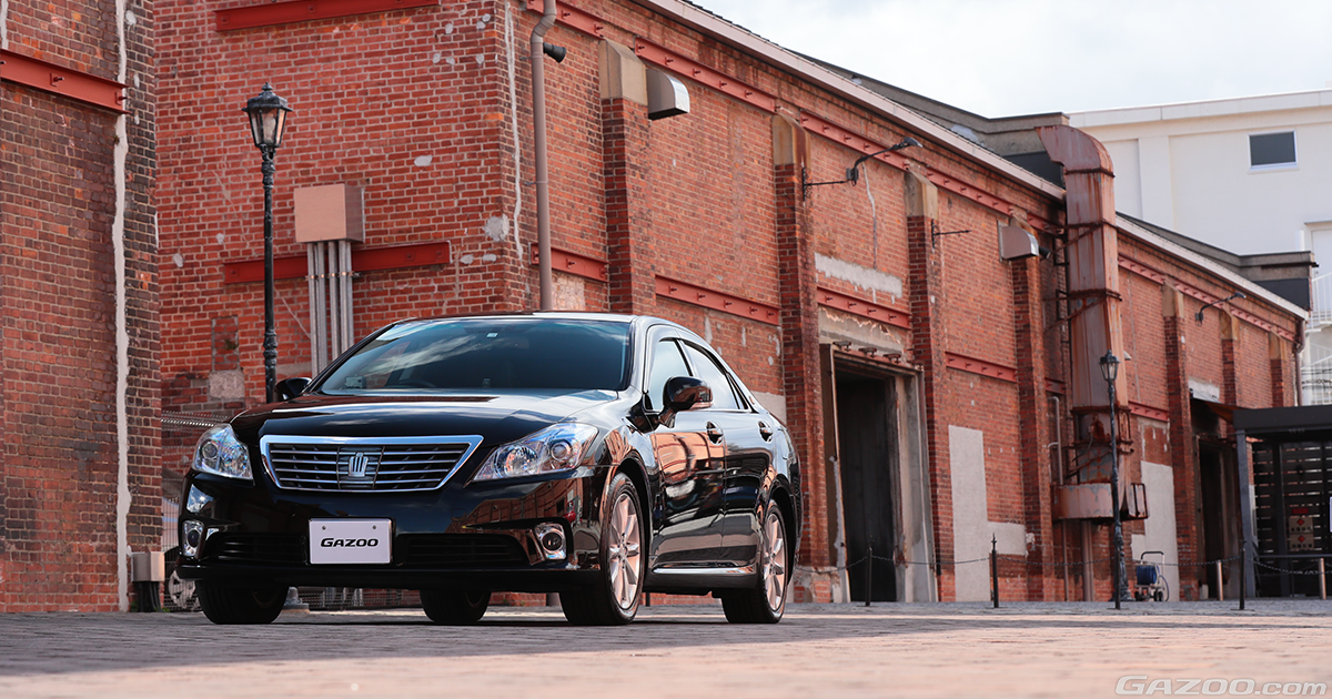 TOYOTA トヨタ クラウン ハイブリッド GWS204 フロントグリル 14