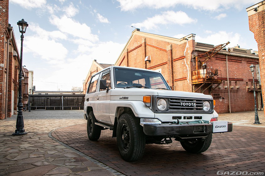 GAZOO愛車取材会の会場であるジーライオンミュージアムで取材したトヨタ・ランドクルーザ70