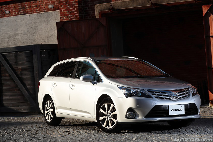 GAZOO愛車取材会の会場であるジーライオンミュージアムで取材したトヨタ・アベンシスワゴン(ZRT272W型)