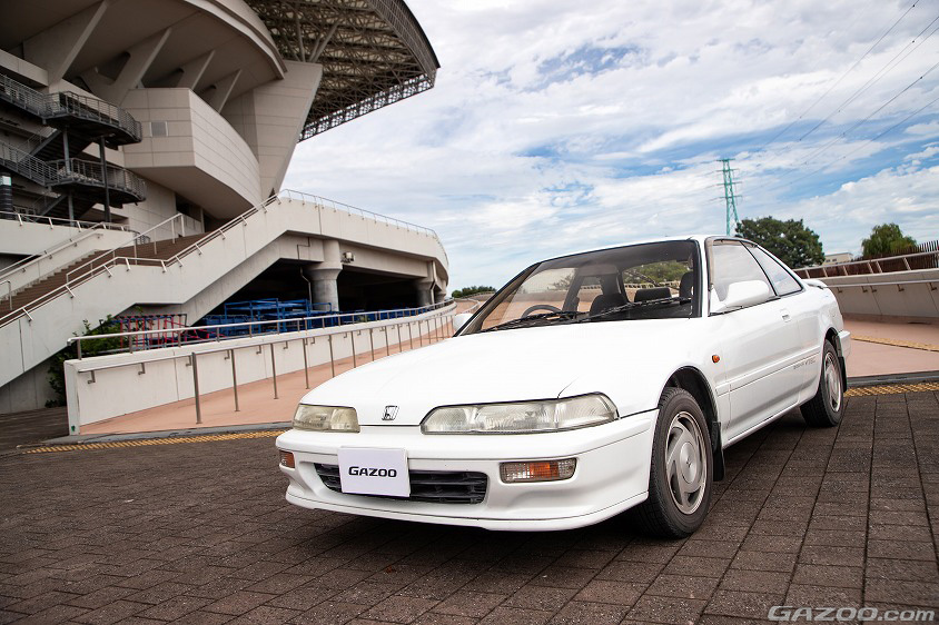 GAZOO愛車取材会の会場である埼玉県の『埼玉スタジアム2〇〇2』で取材したホンダ・インテグラ(DA6型)