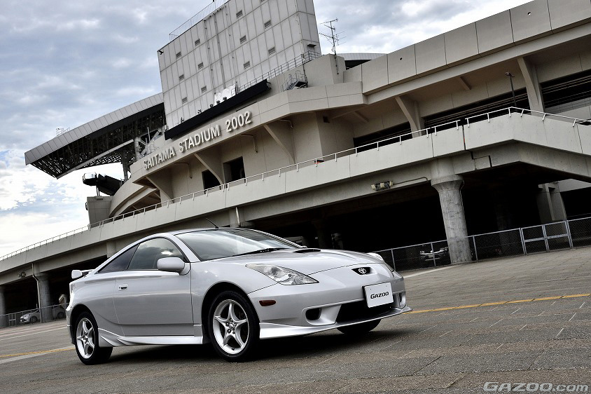 GAZOO愛車取材会の会場である埼玉県の『埼玉スタジアム2〇〇2』で取材したトヨタ・セリカ SS-Ⅱ（ZZT231型）