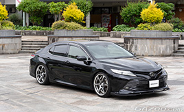 初愛車セリカで知ったカスタムの魅力。工夫しながらプラモデル感覚で楽しむカムリとのカーライフ