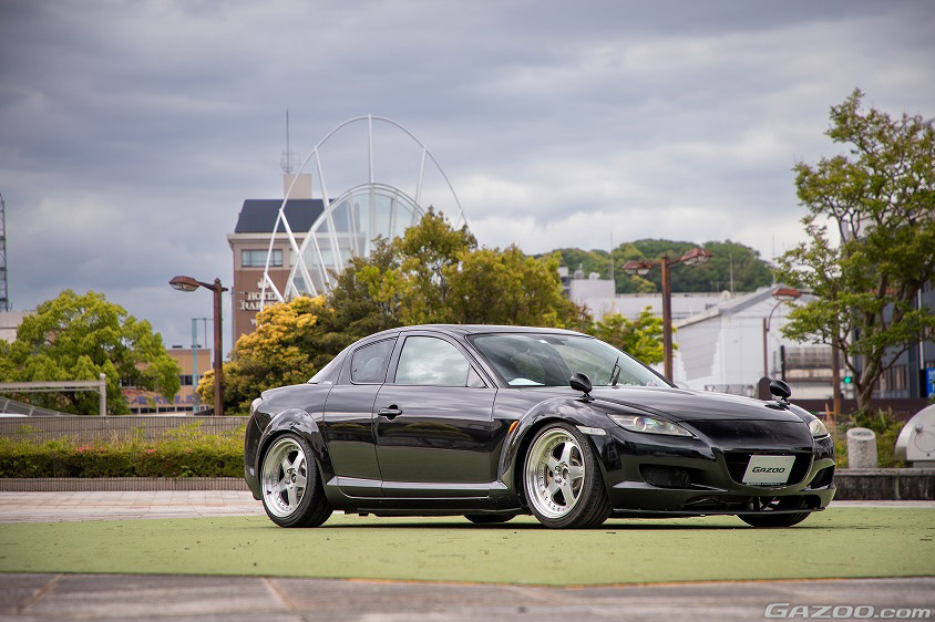 GAZOO愛車取材会の会場である『米子駅前だんだん広場』で取材したマツダ・RX-8 タイプS(SE3P型)