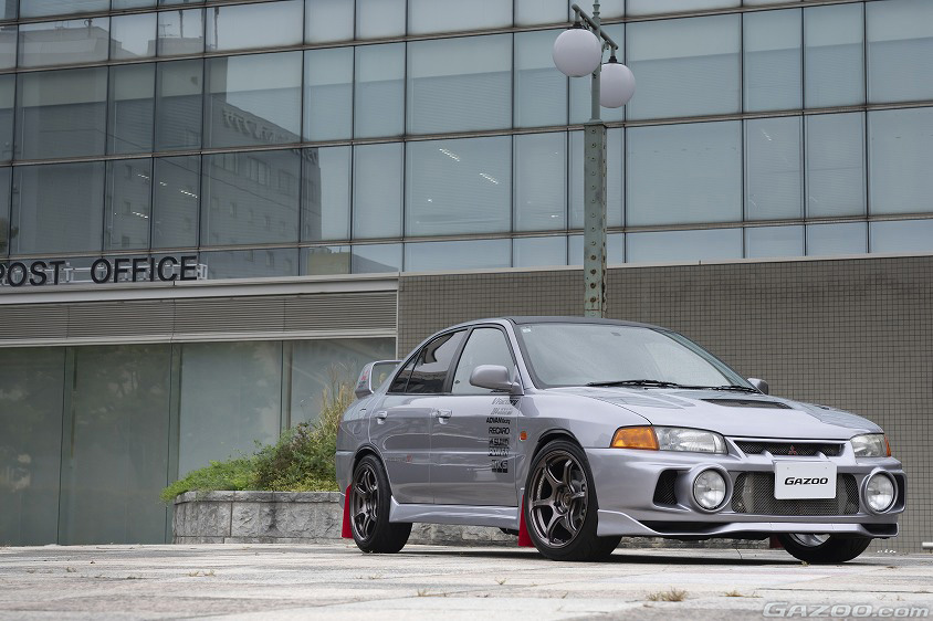 GAZOO愛車取材会の会場である『米子駅前だんだん広場』で取材した三菱・ランサーGSRエボリューションⅣ (CN9A型)