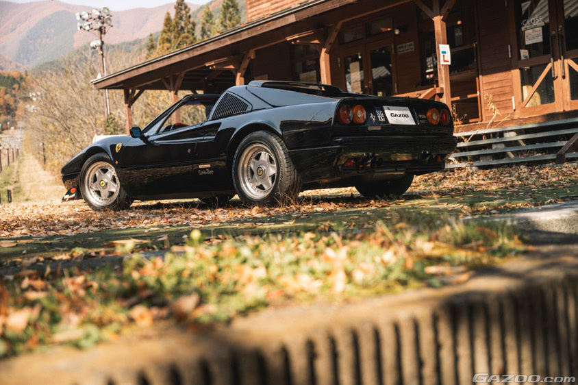 信州サンデーミーティングで取材させていただいたフェラーリ・328GTS