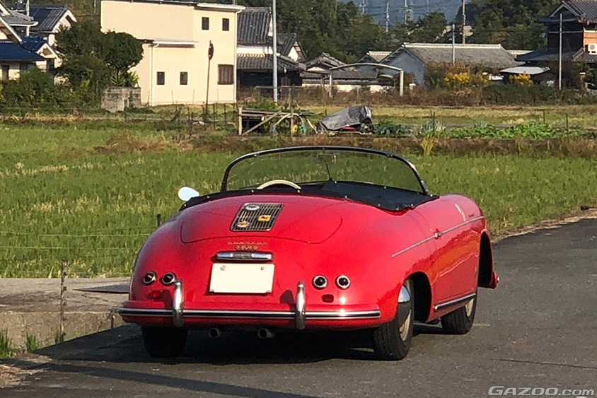 ポルシェ356のリヤ