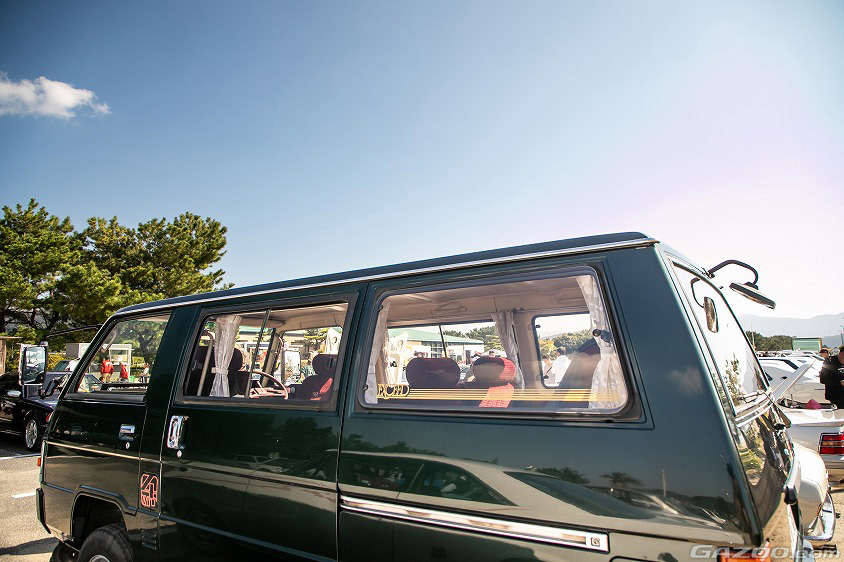 三菱・デリカスターワゴン（初代）の