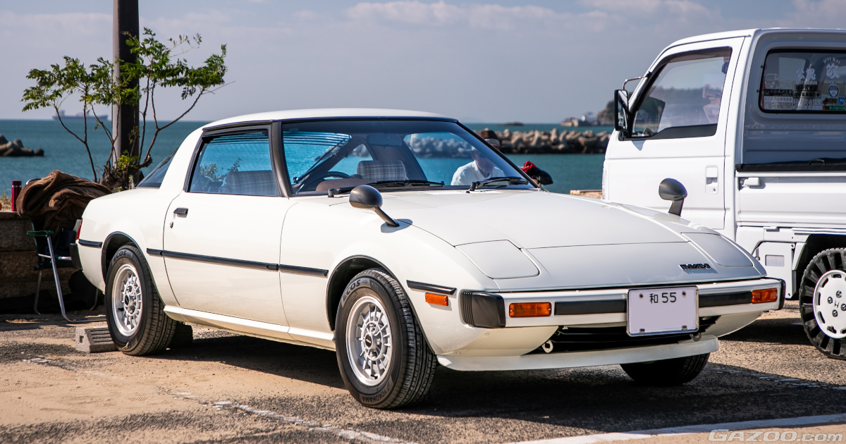 新車と見紛うばかりの状態を、40年以上も保ち続けるサバンナRX-7