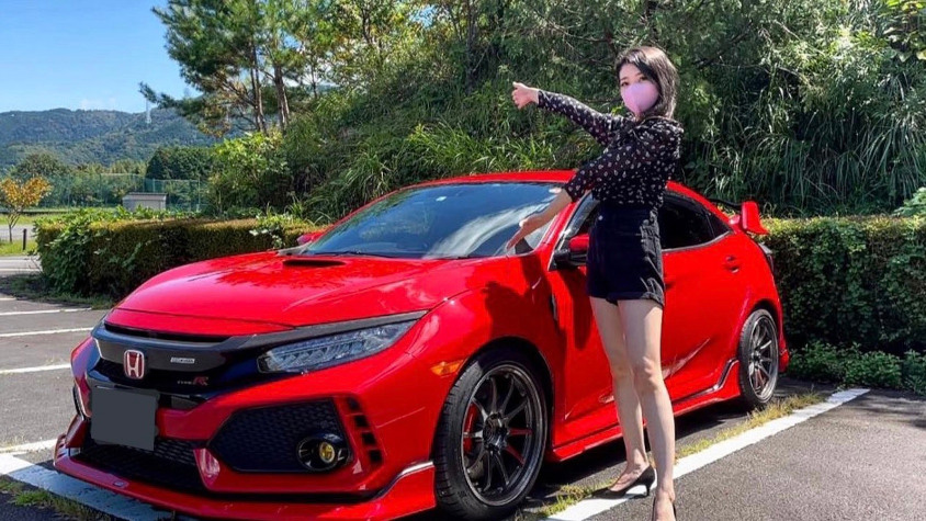 ホンダのシビック タイプR（FK8）