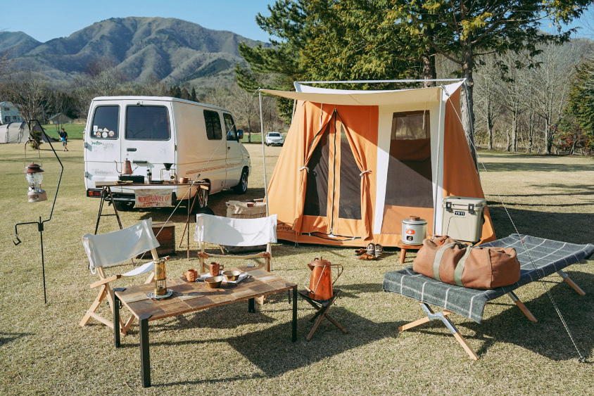 トヨタ・デリボーイでキャンプ