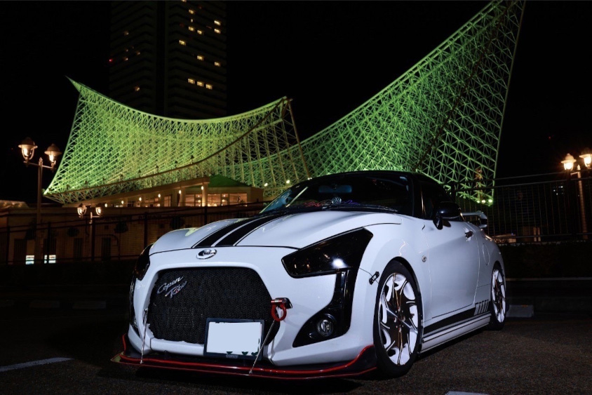 ダイハツのコペンと夜景