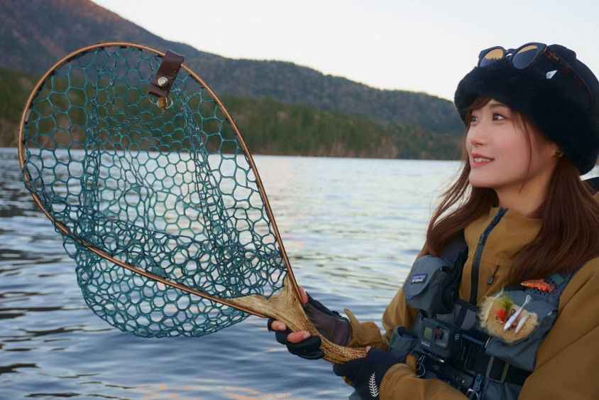 魚の網をもつりさらいずさん