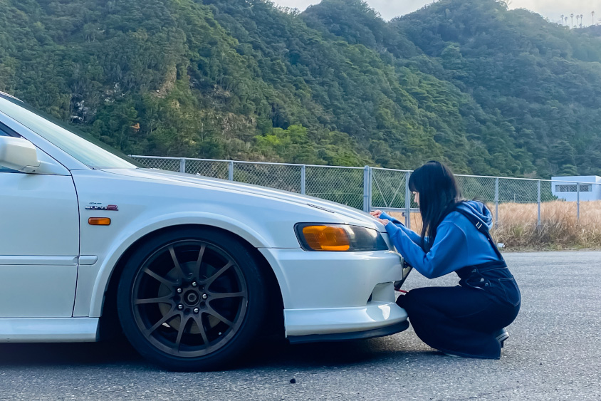 ホンダ・アコードの右フロント