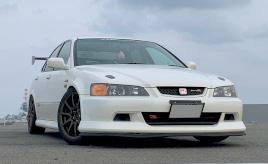 彼女との思い出を育む“親友”と過ごす学生ならではカーライフ ホンダ アコード