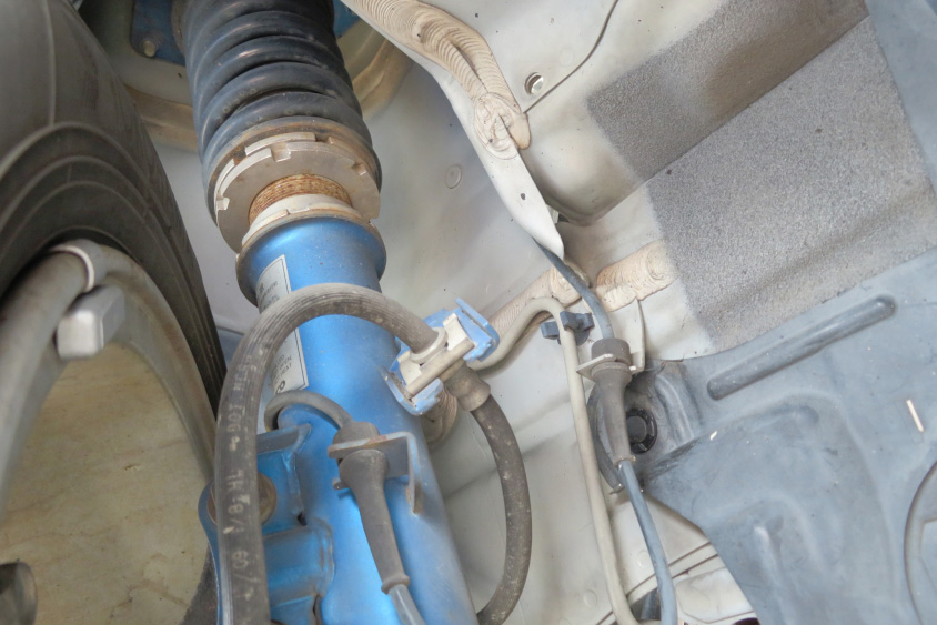 日産・マーチ12SRの車高調