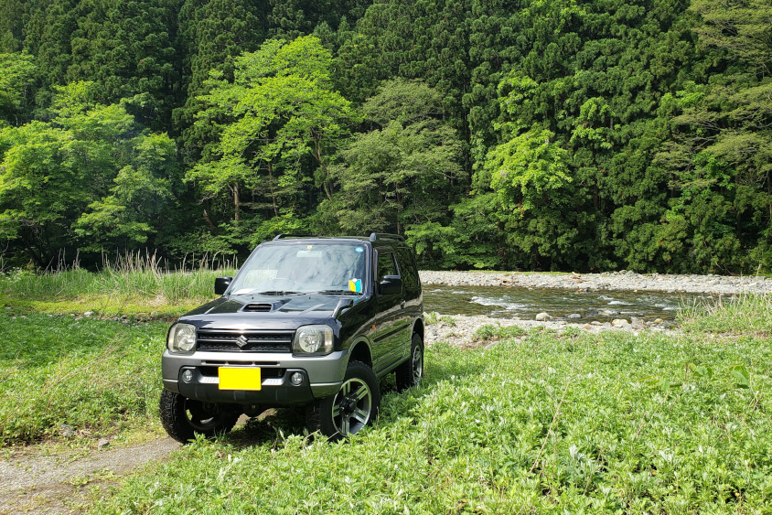 河原のスズキ・ジムニー