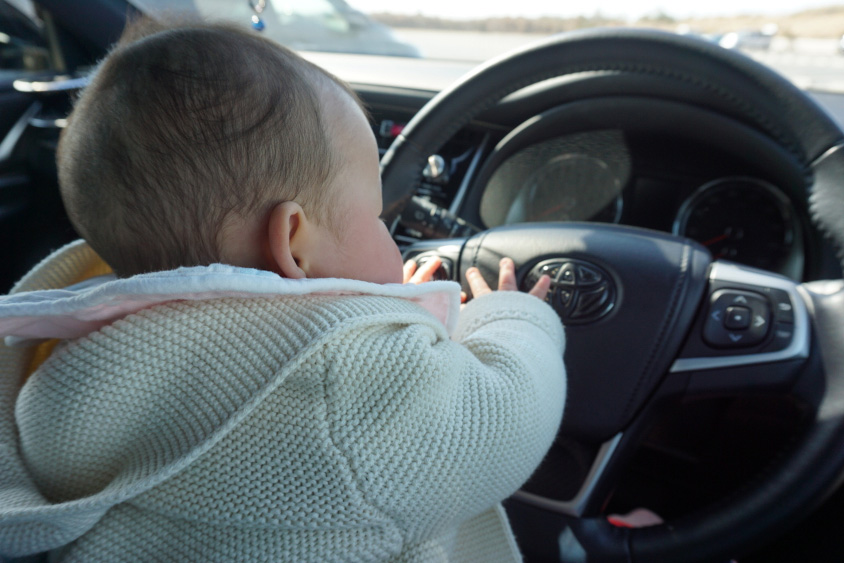 トヨタ・ハリアーのオーナーayakaさんと小さい頃のお子さん