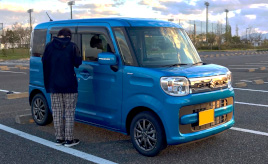 大好きなおばあちゃんと乗るスペーシア。2人で過ごす、幸せなひと時のために