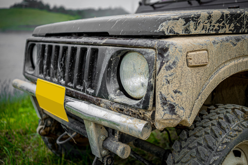 スズキ・ジムニー(SJ30)の左フロント