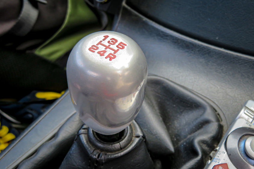 ホンダ・CR-X デルソルのシフトノブ