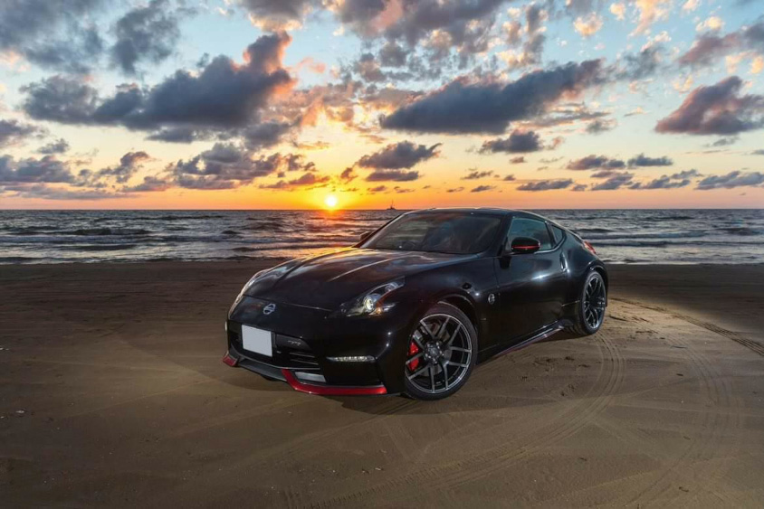 日産・フェアレディZ バージョンNISMOの左フロントビュー