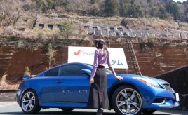 「『青子さん』に乗ってから運気が上がった♡」。スカイラインを3台乗り継いだ私のカーライフ