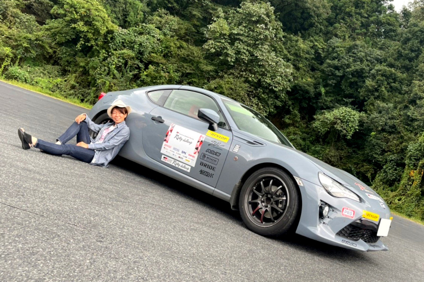 平日はドライビング講師で週末は愛車の86（ZN6）でラリー参戦