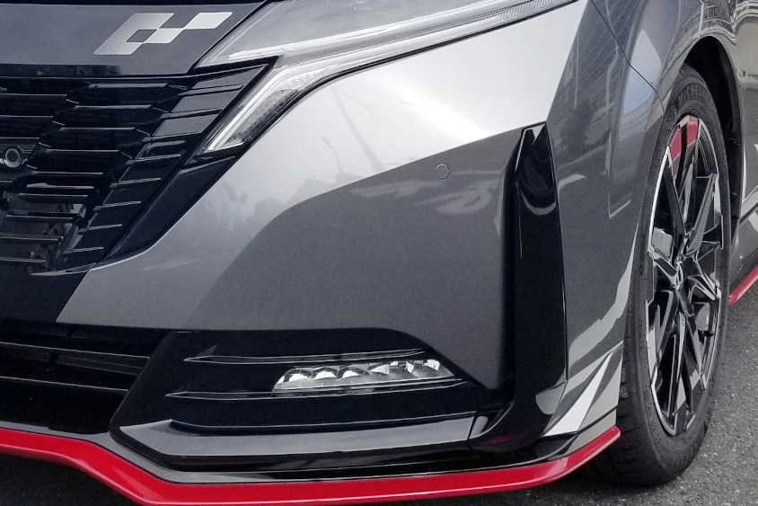 日産・ノートオーラ NISMOのエアダクト