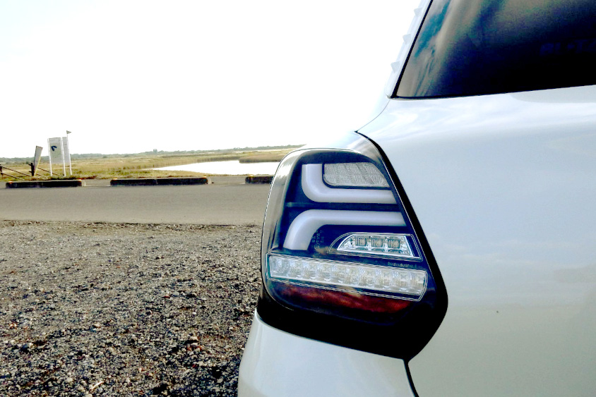 スズキ・スイフトスポーツのテールライト