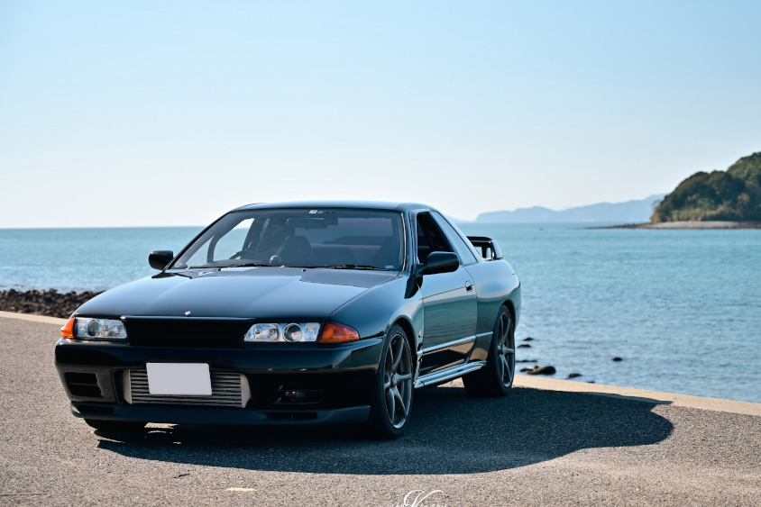 日産・スカイラインGT-R（R32）の左フロントビュー