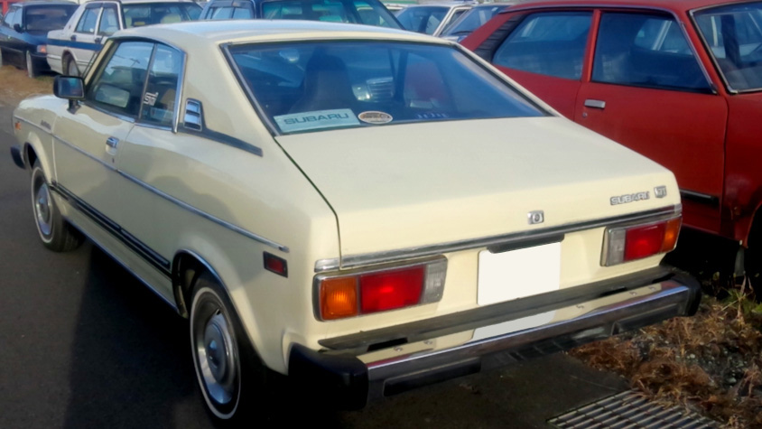 スバル・レオーネの左リアビュー