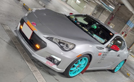 奇跡の出会いから愛すべき存在に!?　走ってもカスタムしても楽しいスバル BRZは最高の相棒！