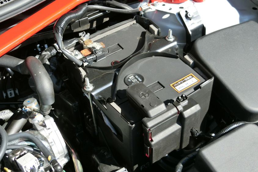 マツダ・MAZDA2のリチウムイオンバッテリー