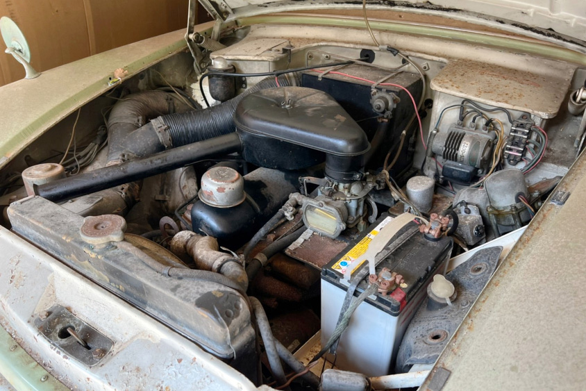 エンジンのかからないいすゞ・ヒルマンミンクス