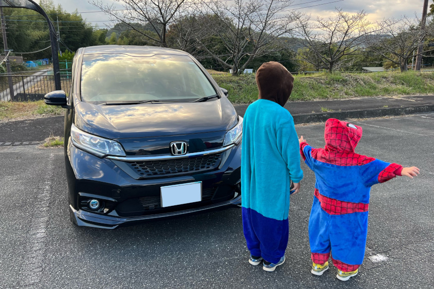 ホンダ・フリードとハロウィンの架装