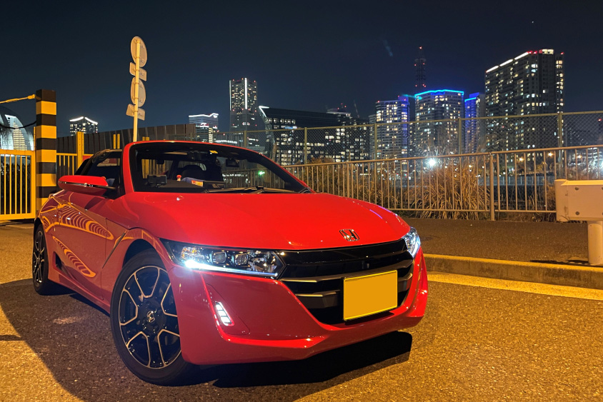 ホンダ・S660と横浜の夜景