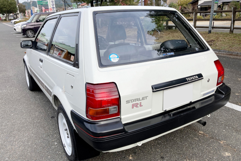 トヨタ・スターレットのリアビュー