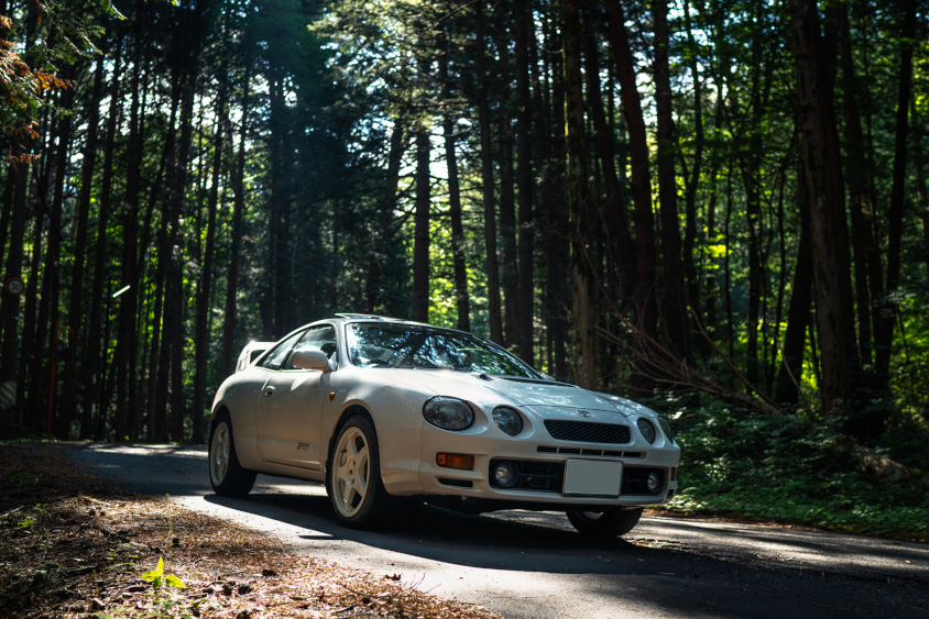 トヨタ・セリカGT FOUR ST205と林道