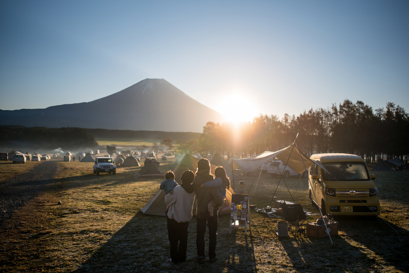 ホンダN-VANと哲さんファミリーと富士山
