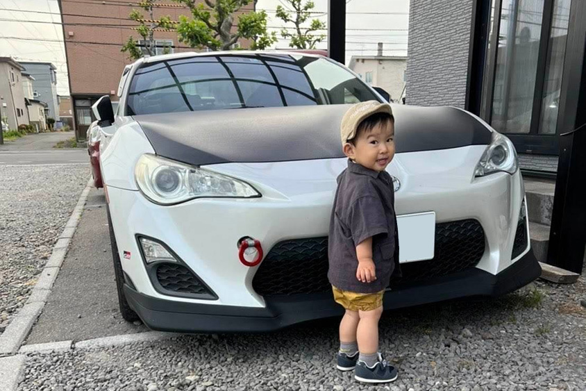 トヨタ・86とご家族