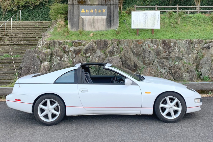 日産・フェアレディZ（Z32型）のサイドビュー