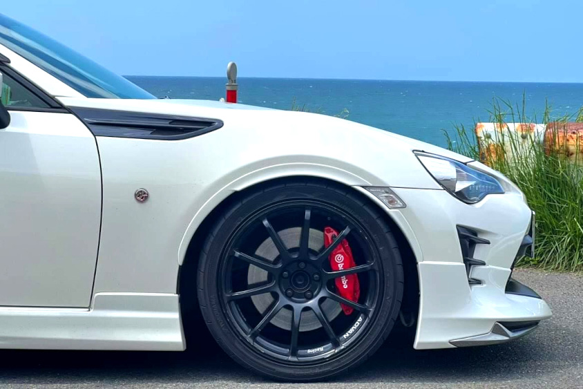 トヨタ・86のホイールとエアロ