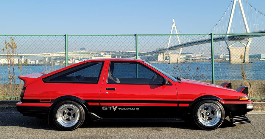 念願叶って手に入れたのは、初めて名前を覚えたクルマ「ハチロク（AE86 