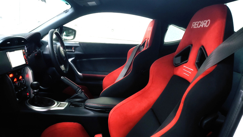 トヨタ・86のレカロのセミバケットシート