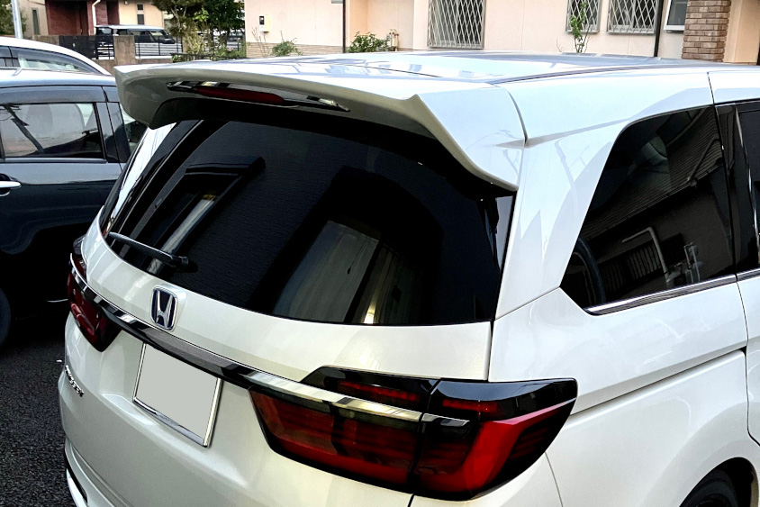 ホンダ・オデッセイのリヤスポイラー