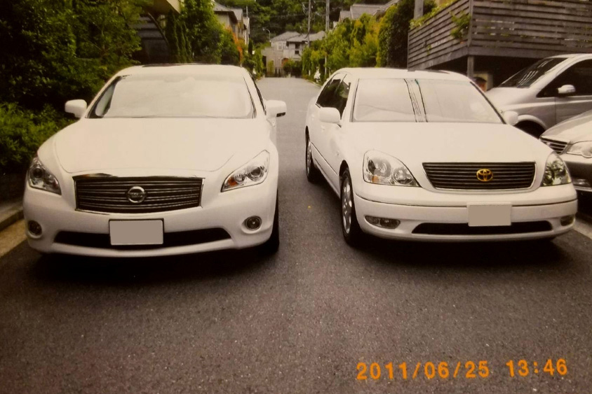 日産・フーガとトヨタ・セルシオ